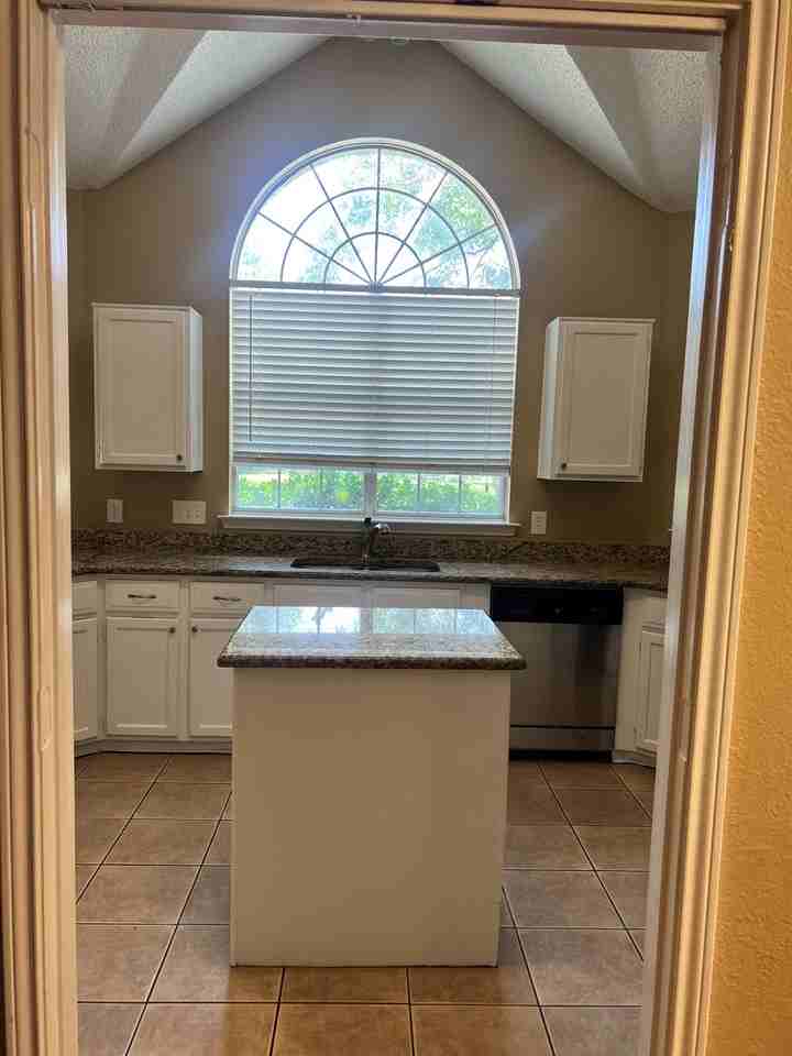 2345 Browning Dr #1 - Photo 6 of 23