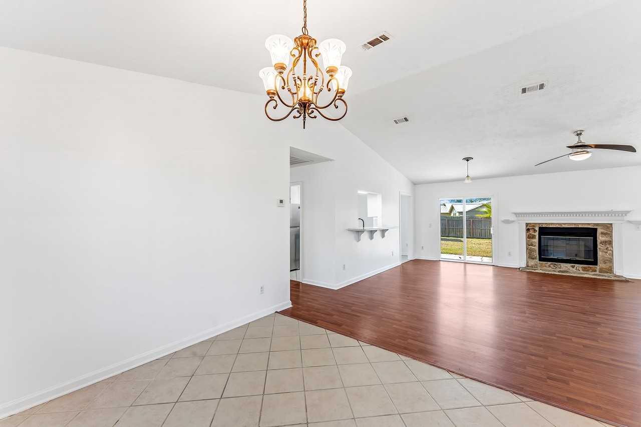 6824 Forsythe Dr #1 - Photo 4 of 50