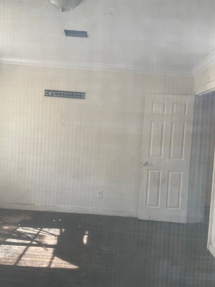 3432 Rosemary Ave #1 - Photo 3 of 3