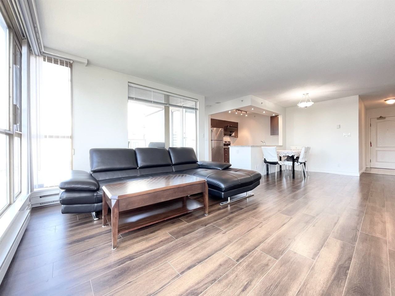 6191 Buswell St #1001 - Photo 5 of 14