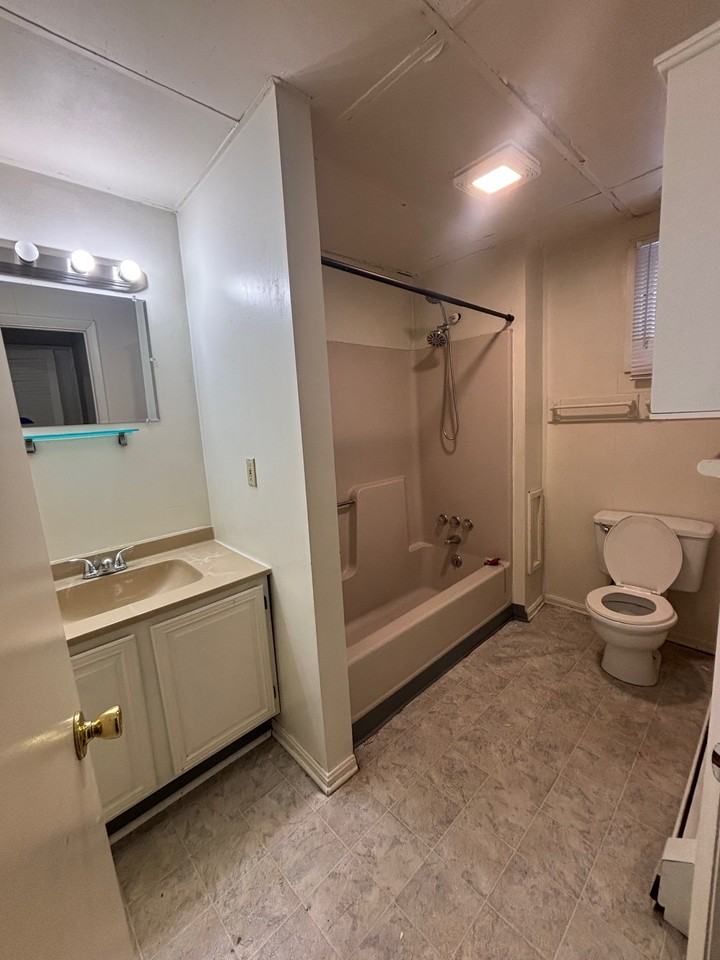 234 York St #1 - Photo 7 of 9