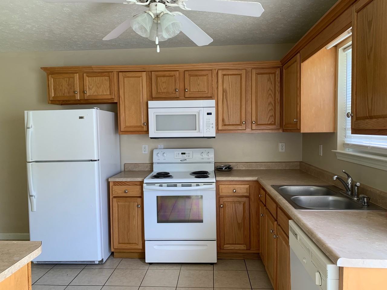 625-05 - Photo 7 of 11