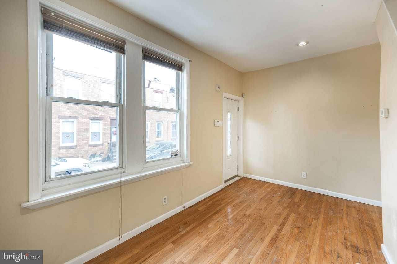 2500 E Oakdale St - Photo 7 of 22