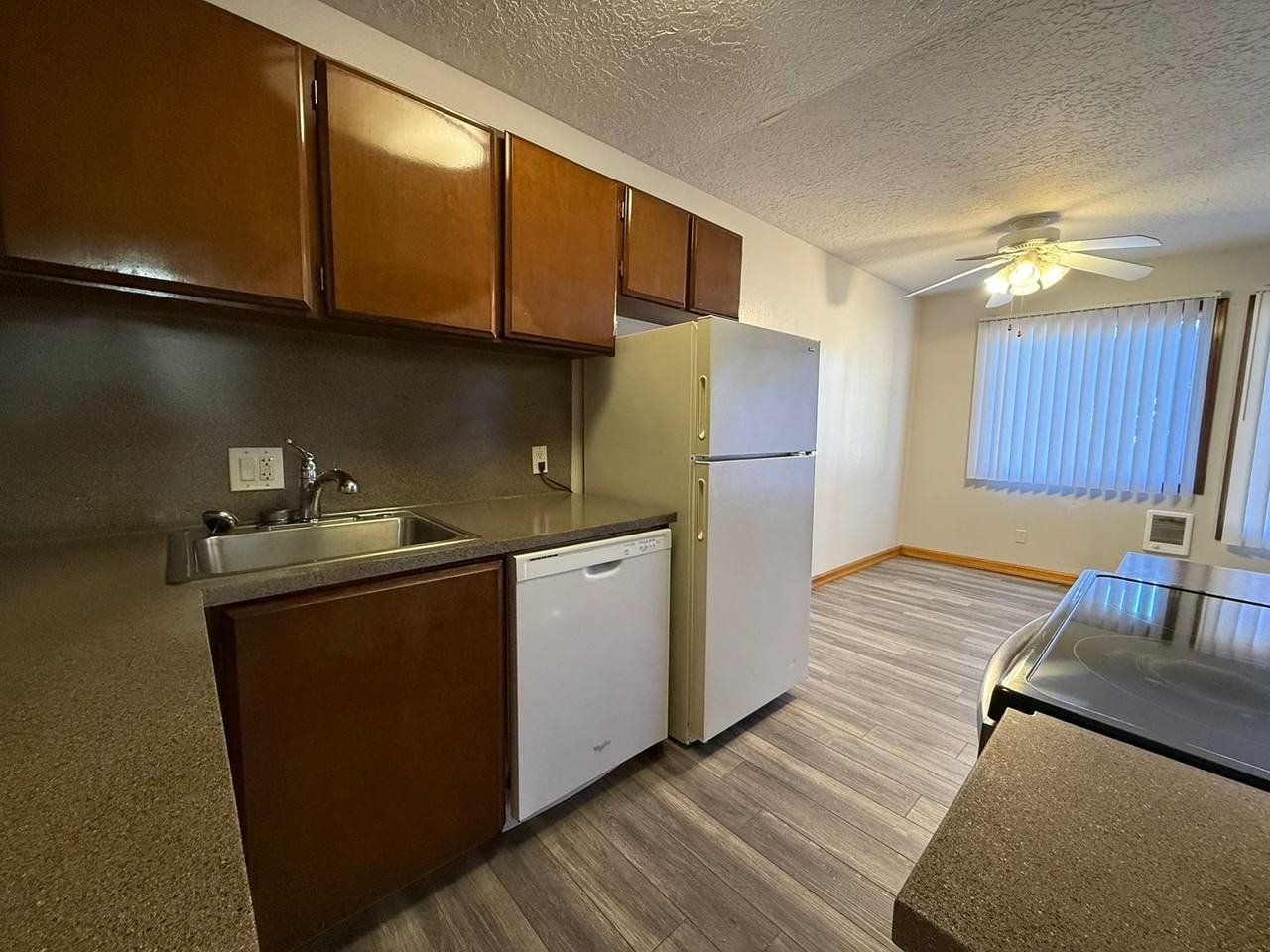 #376 GARDEN HOME APARTMENTS - Photo 5 of 28