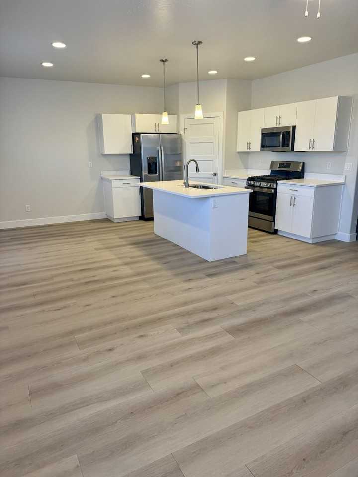 4101 S Baywood Dr #1 - Photo 3 of 19