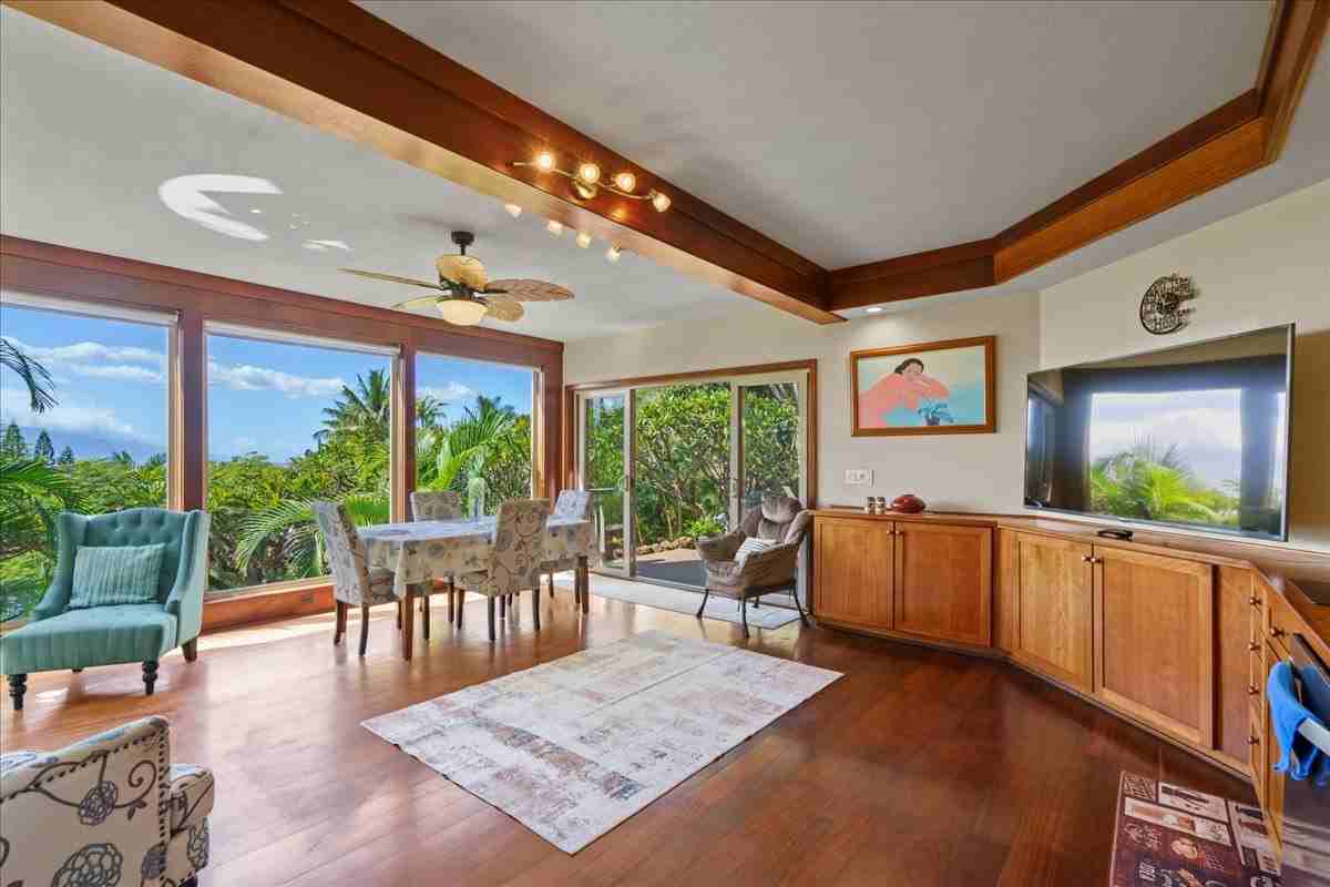 753 Launa Dr #B - Photo 4 of 17