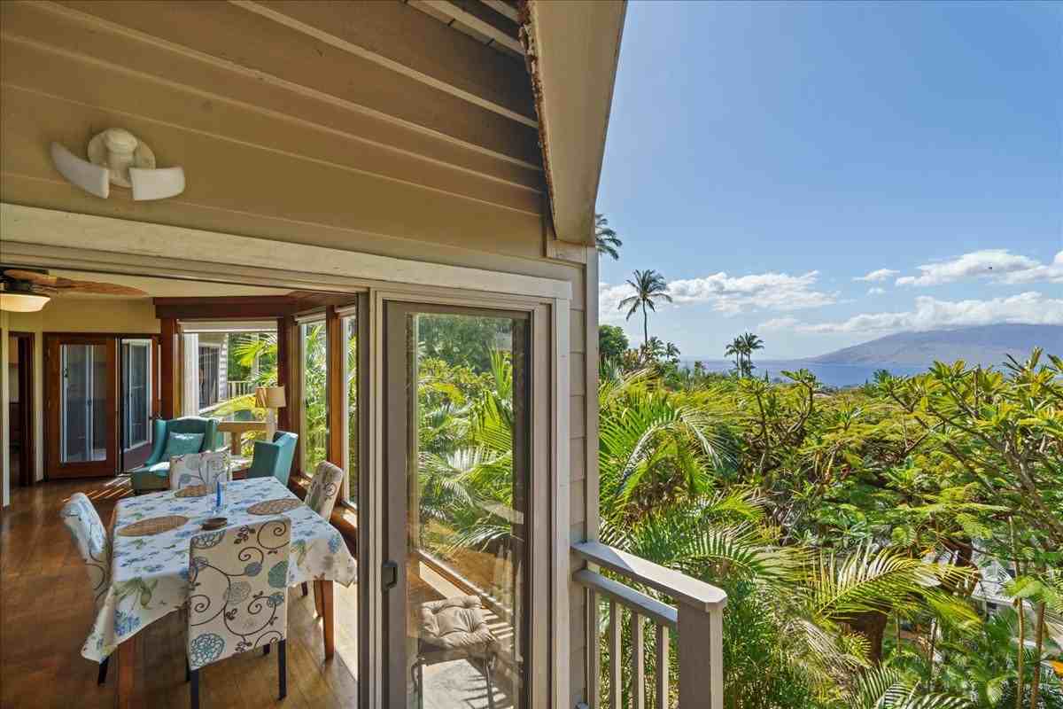 753 Launa Dr #B - Photo 2 of 17