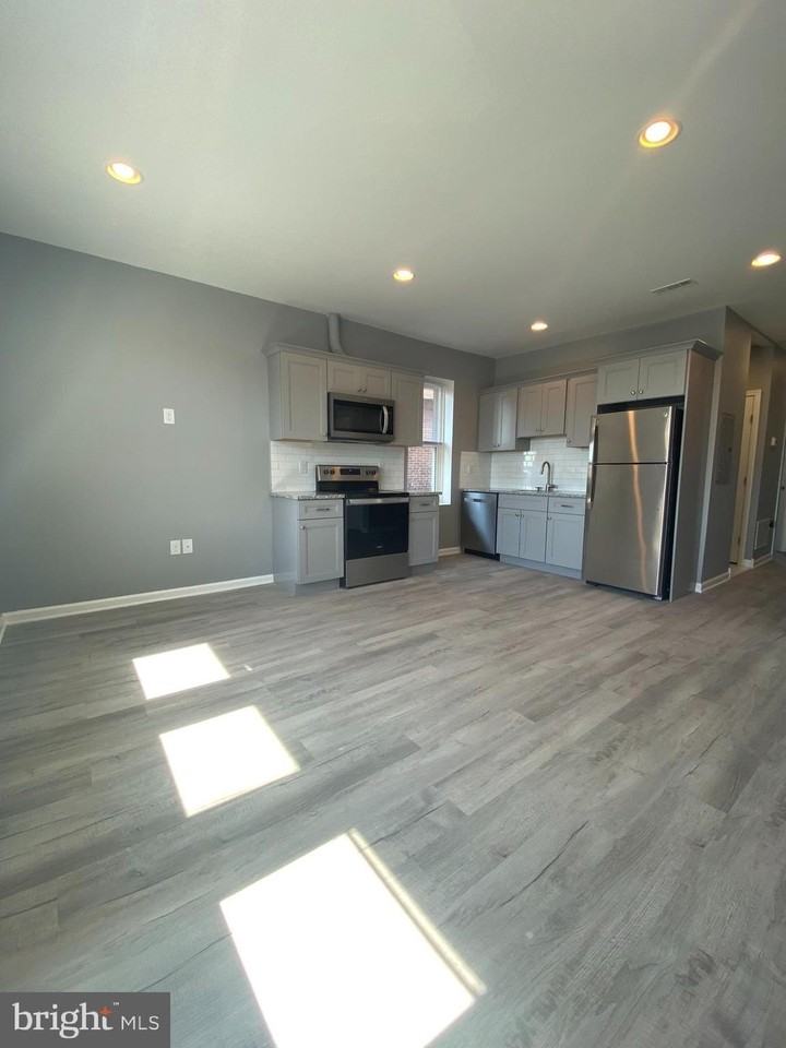 22 S 51st St Unit 3 #3 - Photo 3 of 12