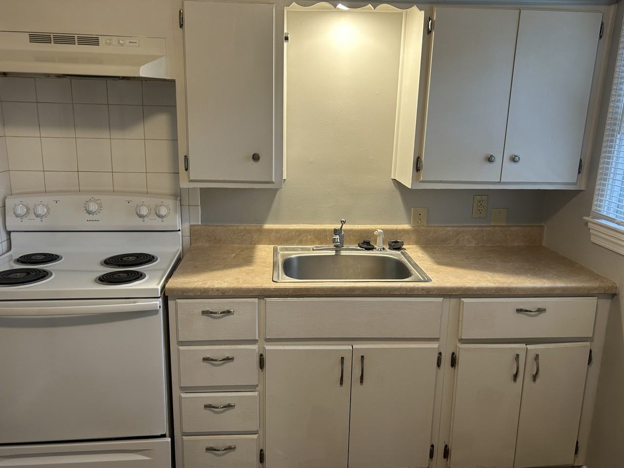 4256 Crittenden Ave #1 - Photo 4 of 12