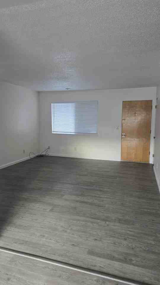 1104 3rd Ave W #5 - Photo 6 of 13