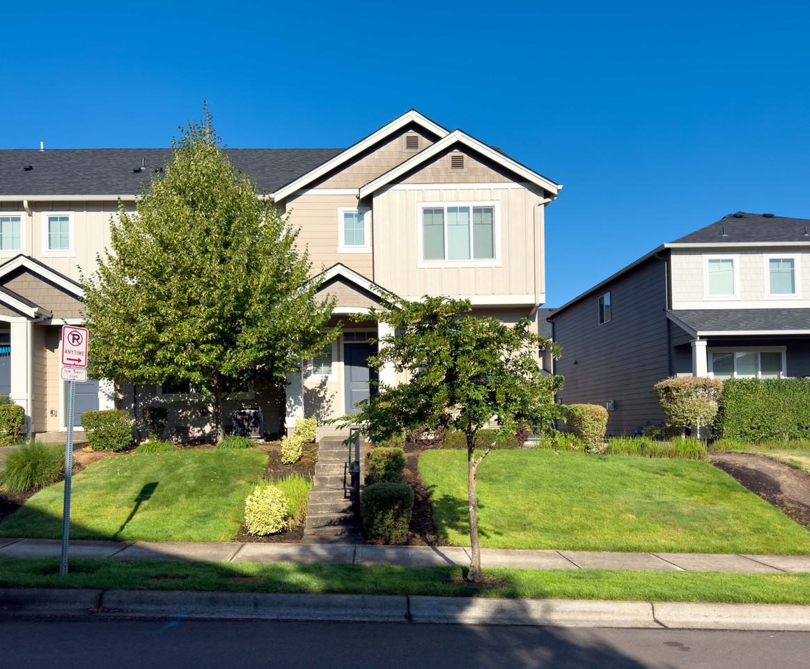 7303 Nw 165th Ave #1 - Photo 2 of 46