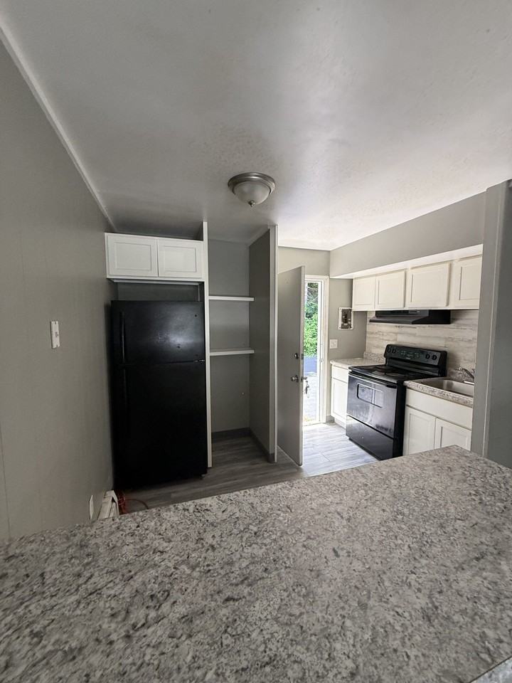 401 401 Smith StreetB6 #B6 - Photo 3 of 7