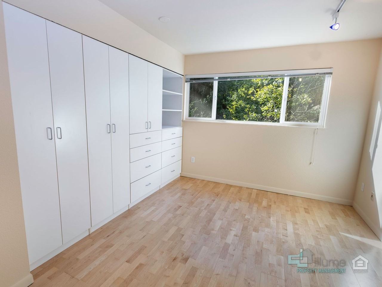 3701 Sw Condor Ave #A2 - Photo 7 of 26