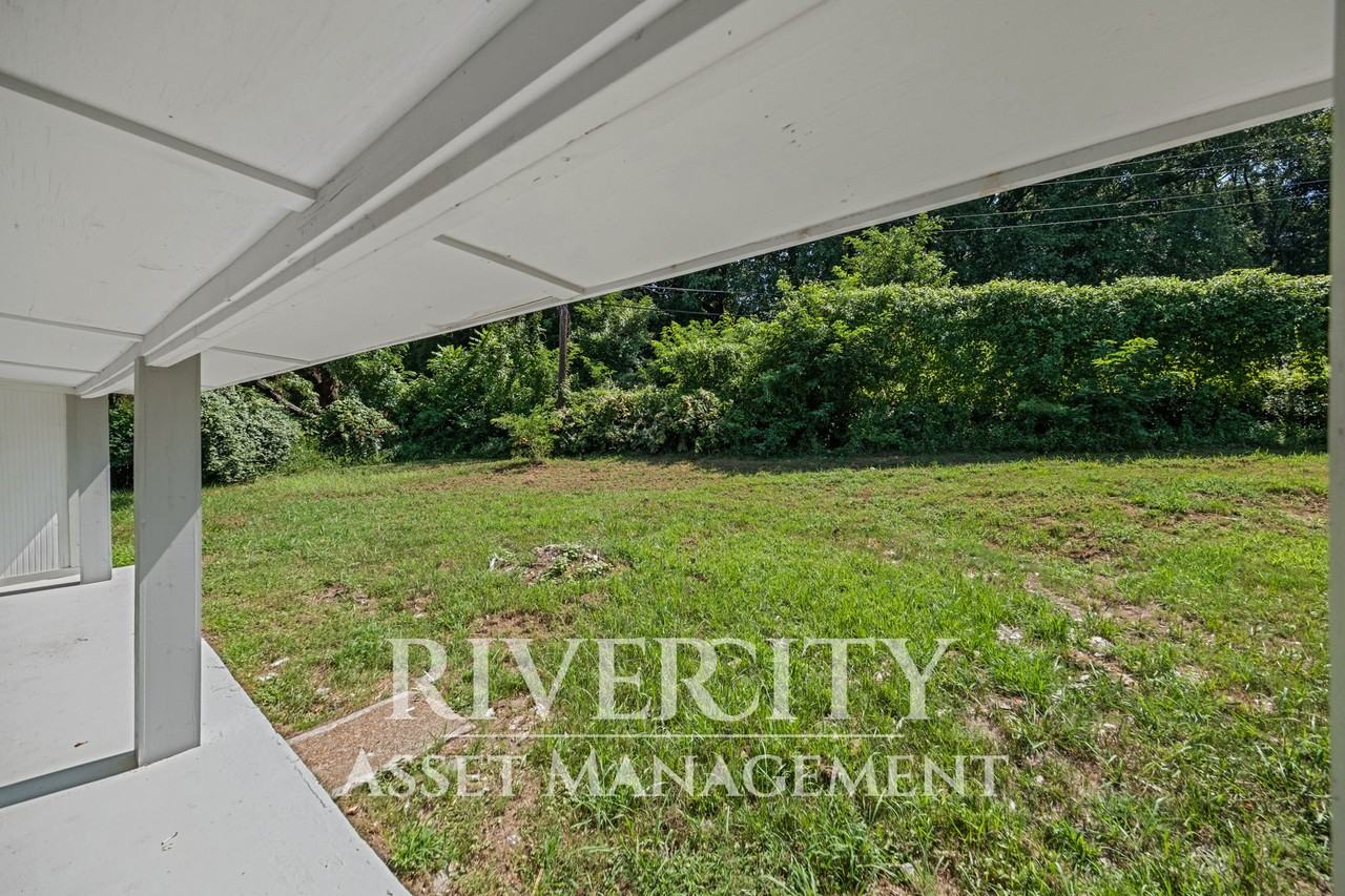 3520 Pueblo Ave #1 - Photo 5 of 18