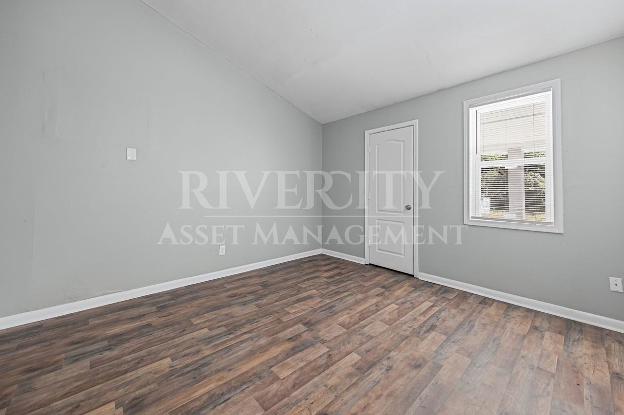 3520 Pueblo Ave #1 - Photo 7 of 18