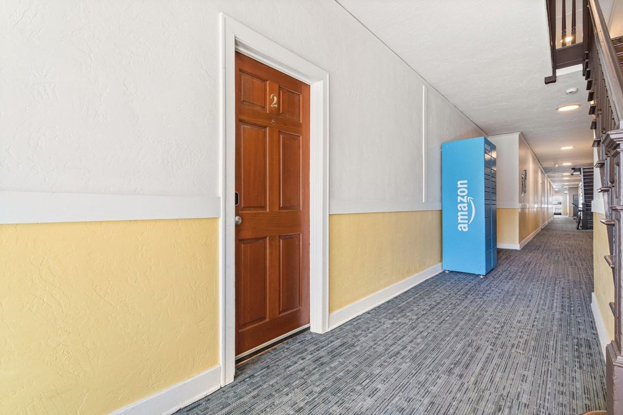 643 W 30th Street - Photo 7 of 16