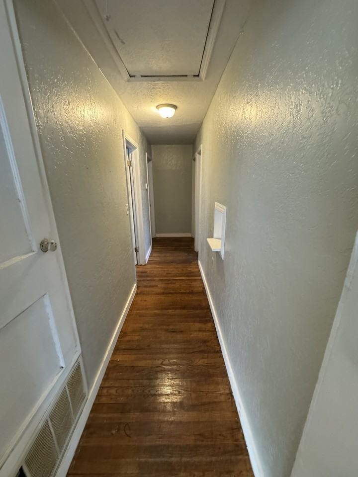 1914 Nw Ozmun Ave #1 - Photo 7 of 14