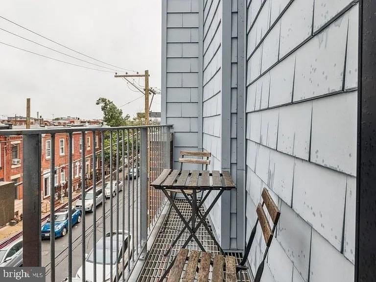 820 E Thompson St Unit E #E - Photo 7 of 14