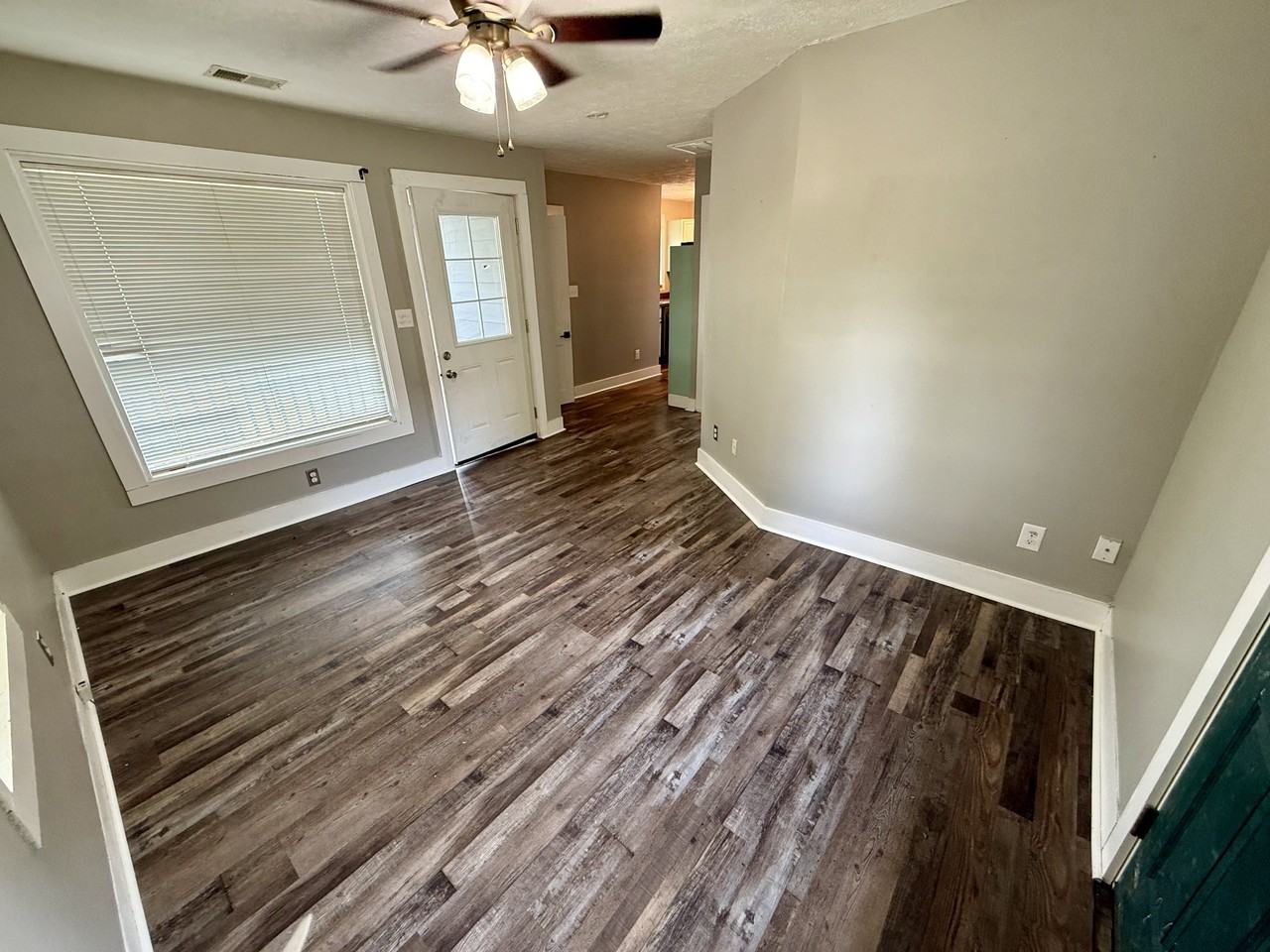 1208 E Mount Vernon St #1 - Photo 2 of 10