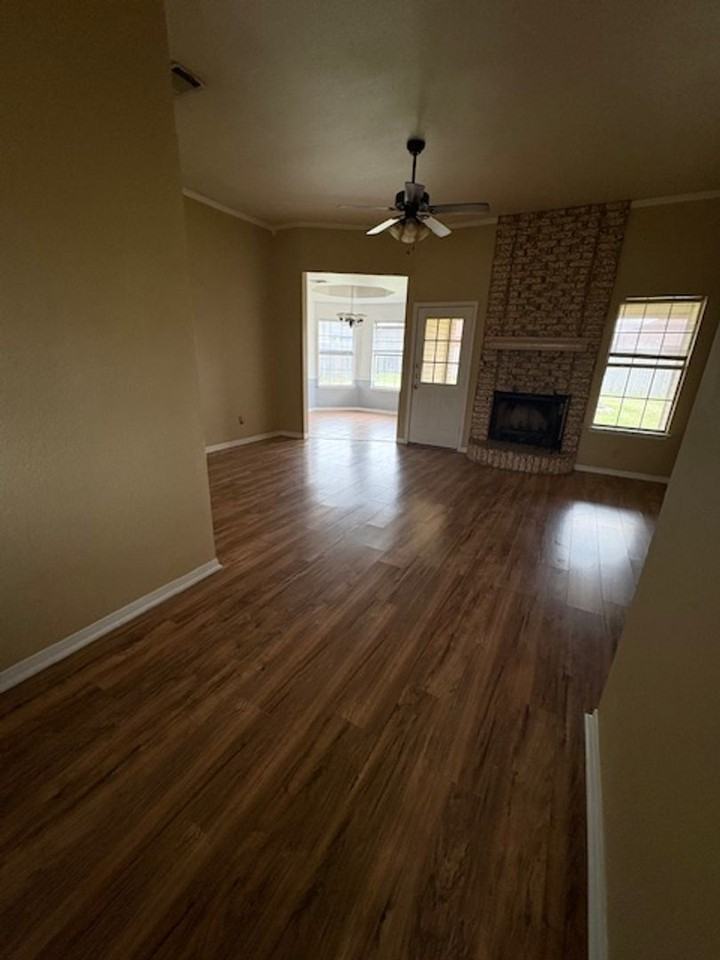 4214 Bluestem Ln - Photo 2 of 18