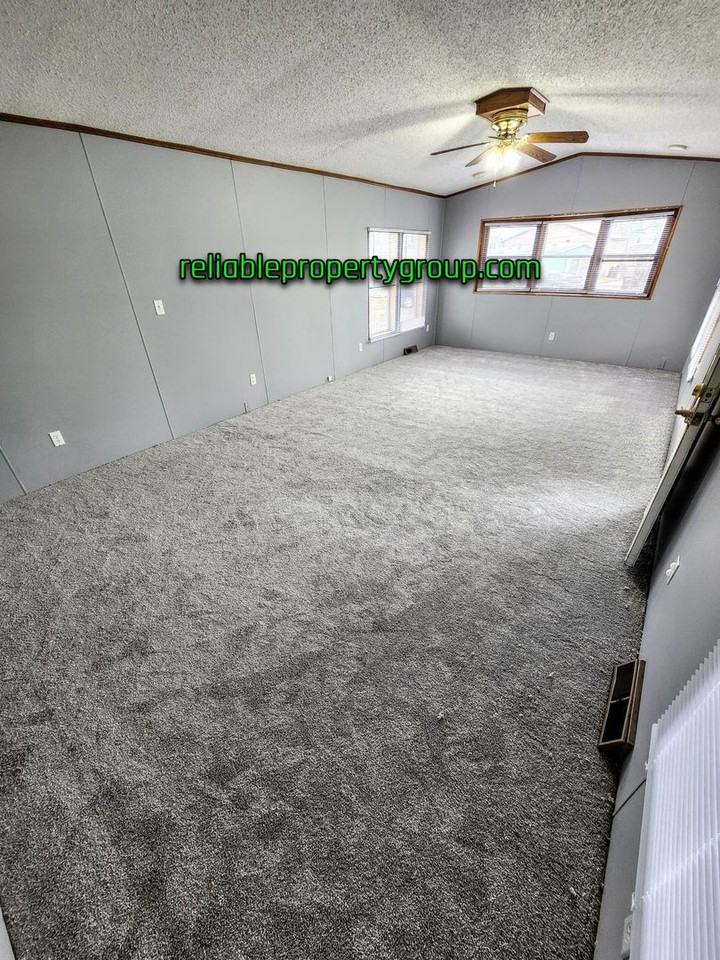 14 Holiday Park - Photo 3 of 12