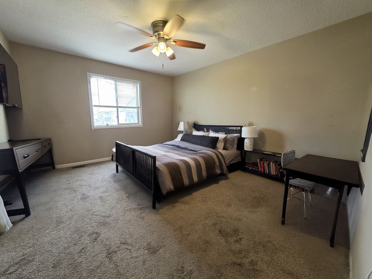 3825 Marigold Dr #1 - Photo 4 of 12