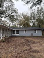 featured image of 1326 Woody Dr #1