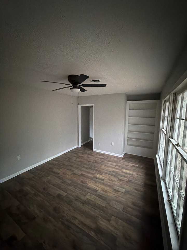 1326 Woody Dr #1 - Photo 3 of 6