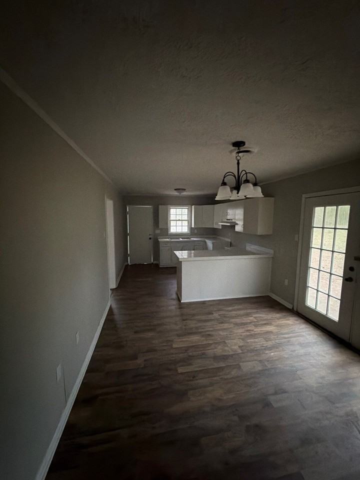 1326 Woody Dr #1 - Photo 5 of 6