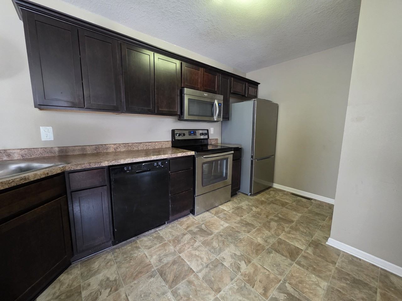 3901 Marigold Dr #1 - Photo 6 of 12