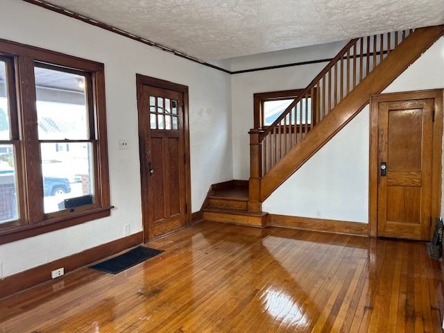 510 S Kaley St #1 - Photo 3 of 27