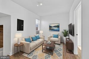 featured image of 1733 W Oxford St Unit 3 #3
