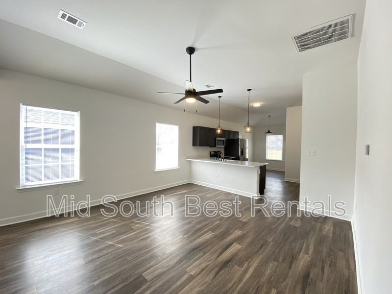 2204 S Pine St - Photo 6 of 18