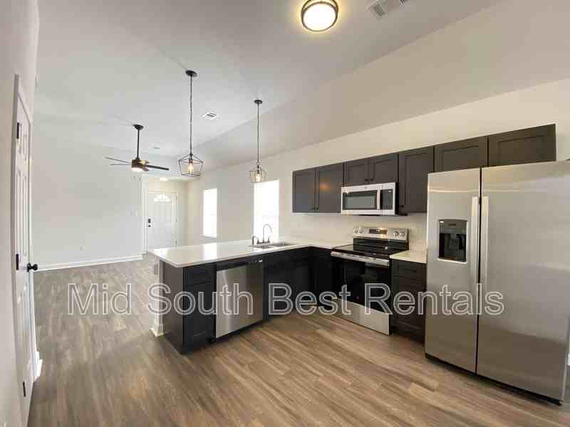 2204 S Pine St - Photo 7 of 18