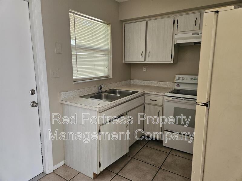 3812 Desoto Ave - Photo 6 of 9