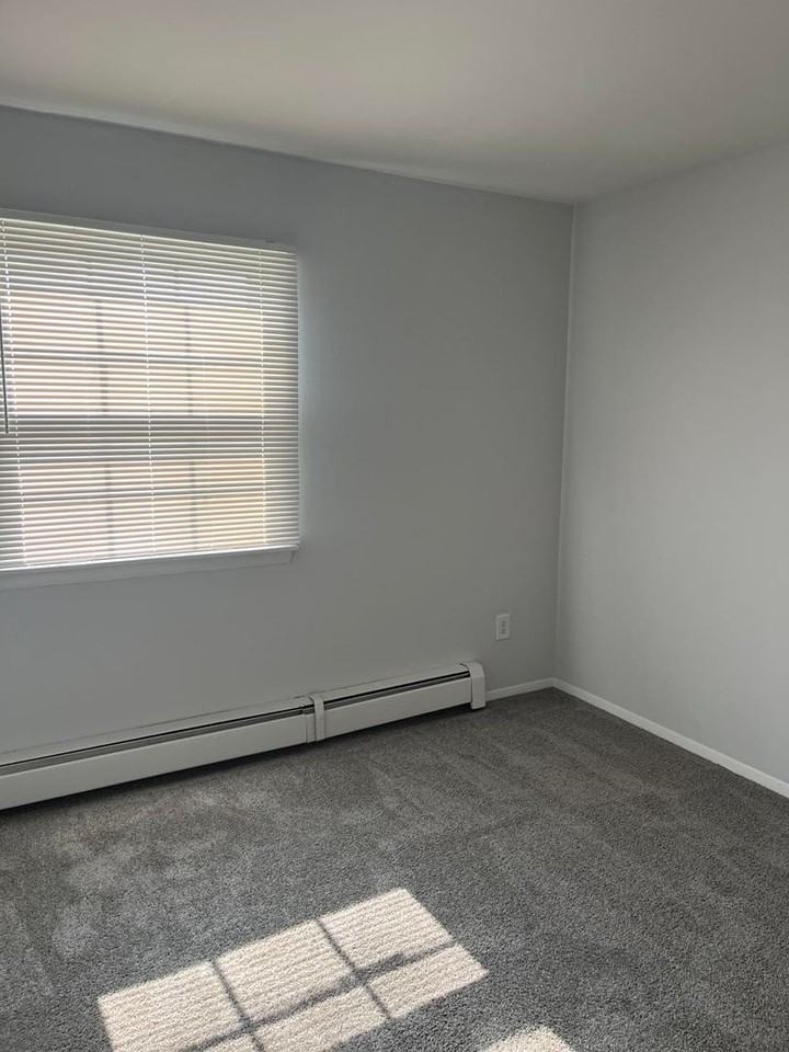 Boulder Hill - Photo 5 of 22