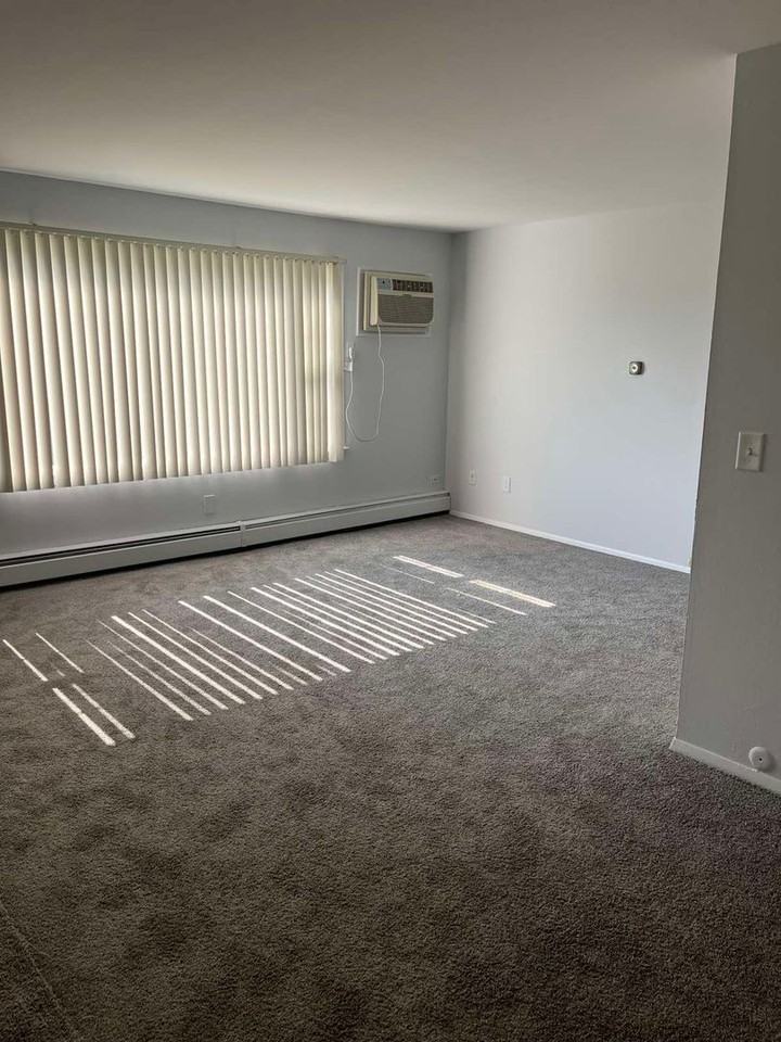 Boulder Hill - Photo 7 of 22