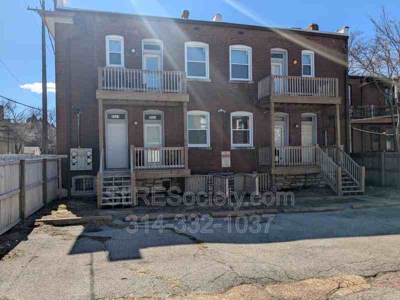 3501 Pestalozzi St - Photo 3 of 24