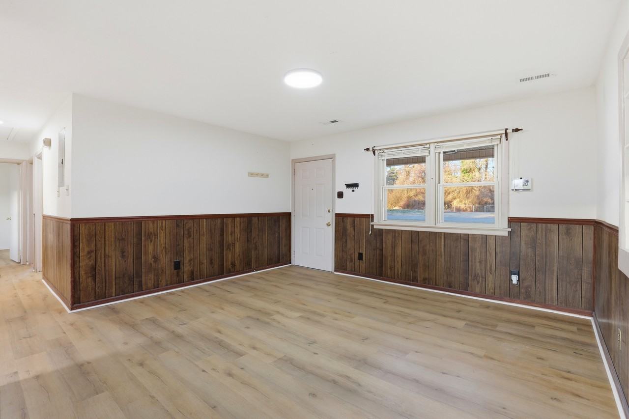 2610 Hill Circle Dr #1 - Photo 5 of 15