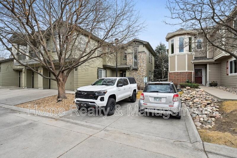 12923 Grant Cir E #B - Photo 2 of 23