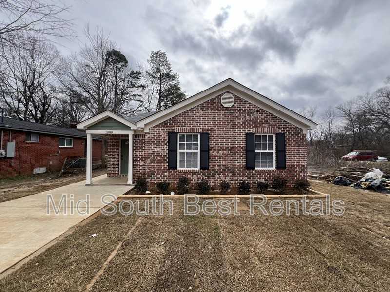 1989 Burnham Ave - Photo 2 of 16