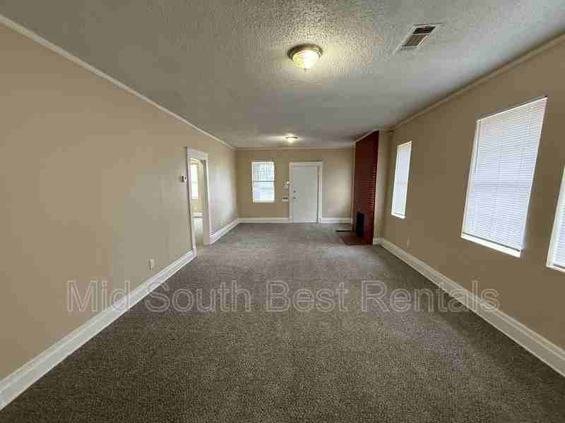 870 N Mcneil St - Photo 3 of 18