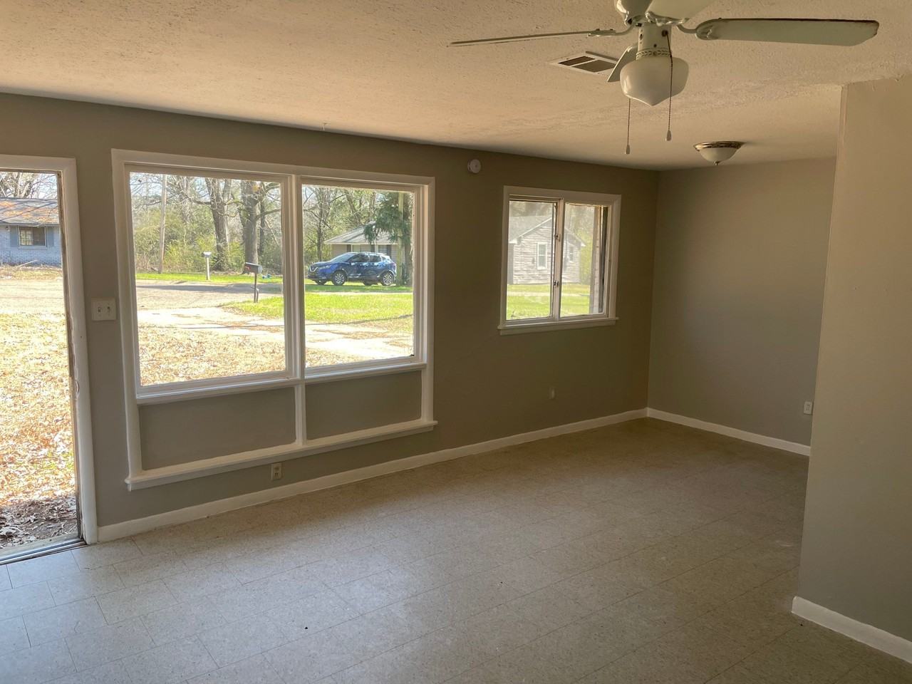 2849 Engleside Dr #1 - Photo 2 of 5