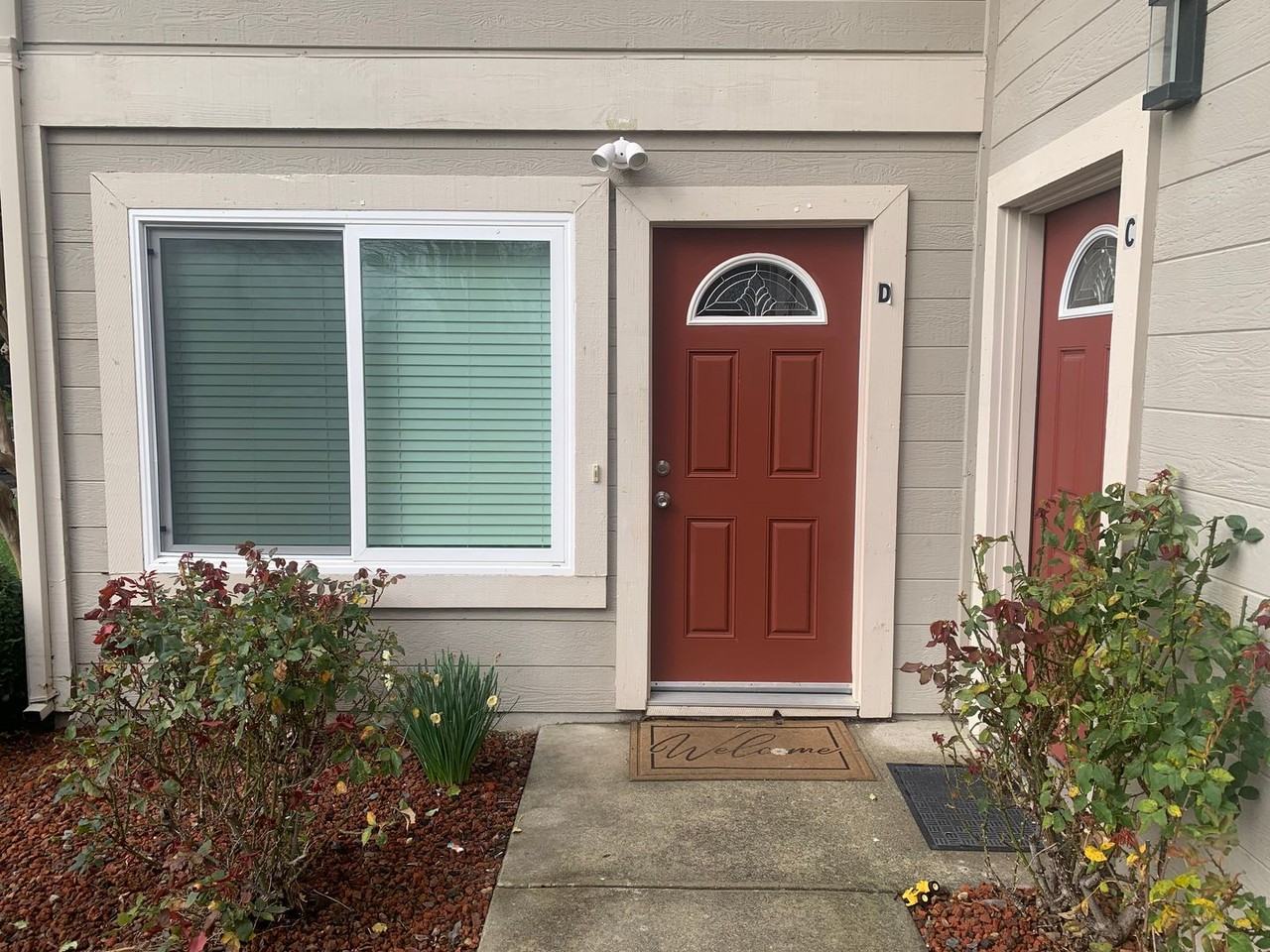 2140 Woolner Ave #D - Photo 2 of 16