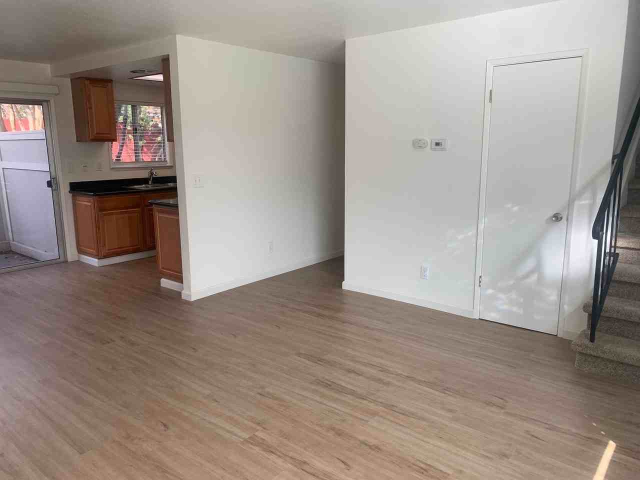 2140 Woolner Ave #D - Photo 5 of 16