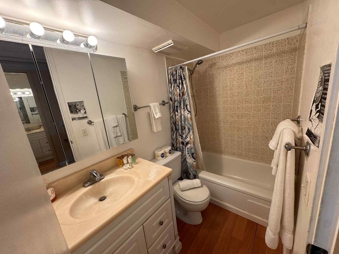 2572 Lemon Rd #901 - Photo 7 of 12