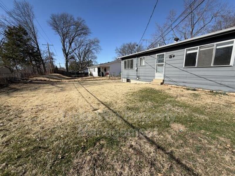 1344 Coppergate Ln - Photo 6 of 32