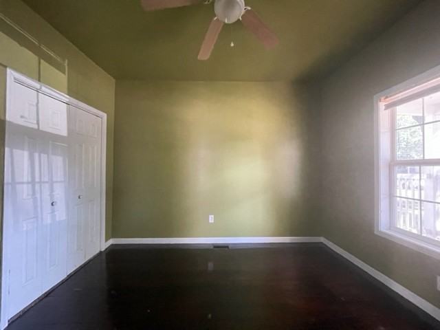 411 Studebaker St #1 - Photo 4 of 14