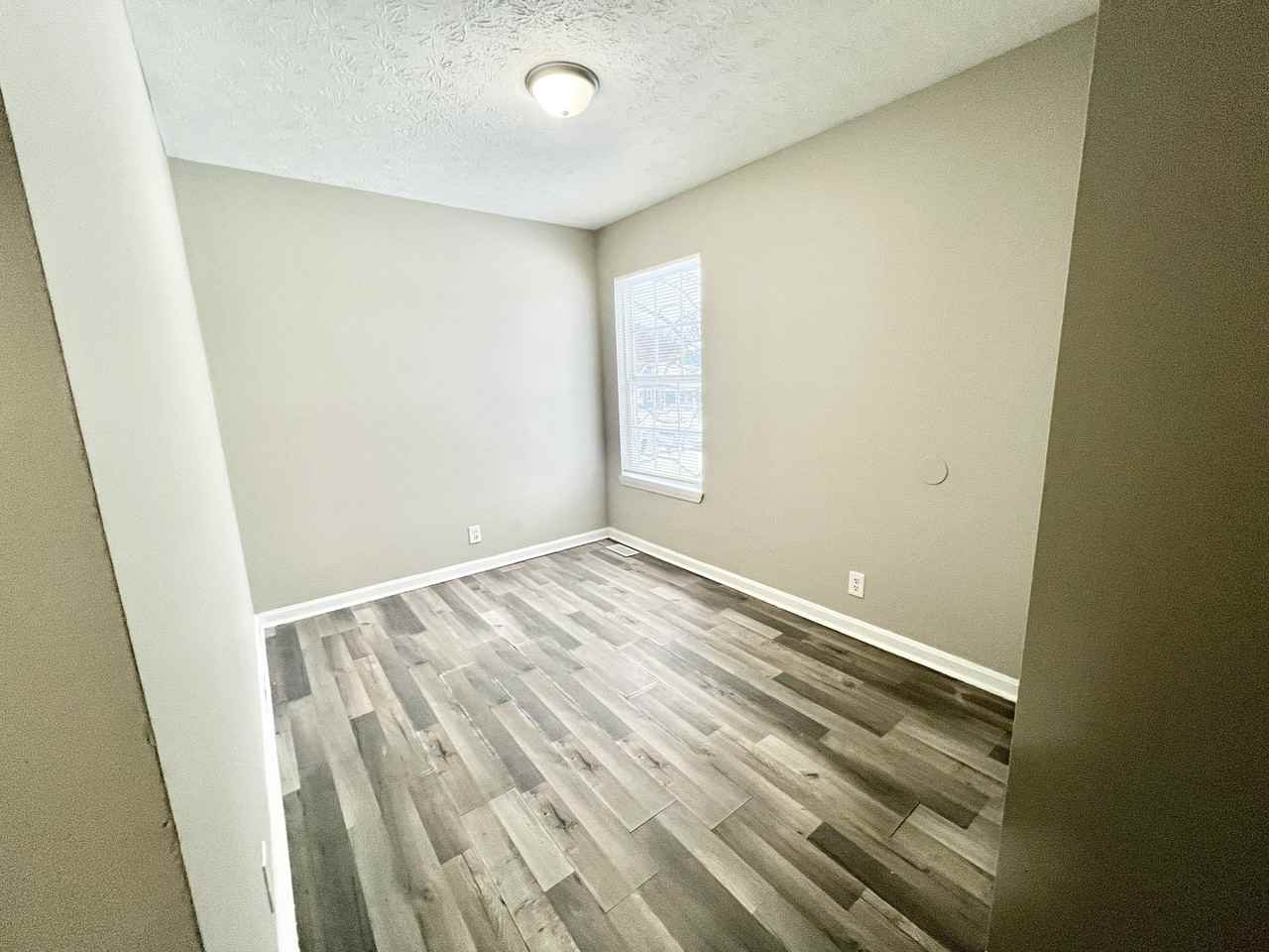 205 N 26th St #1 - Photo 5 of 15