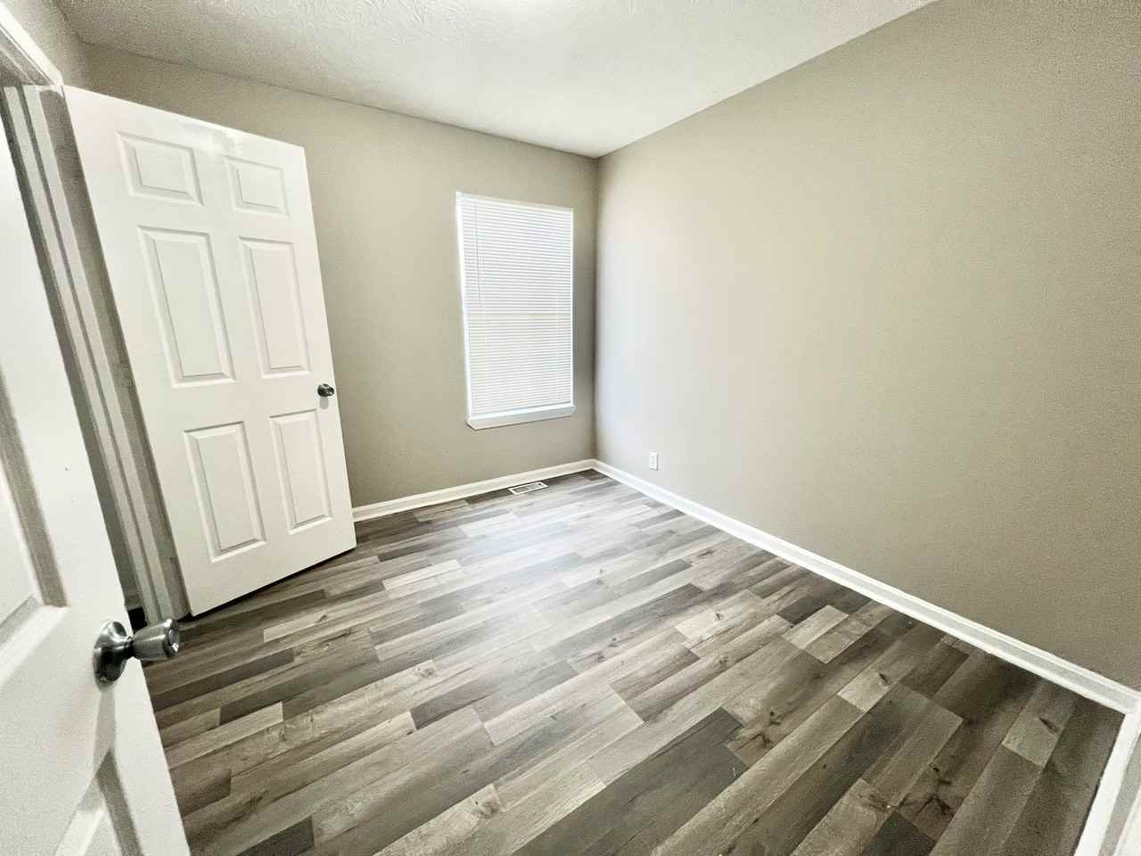 205 N 26th St #1 - Photo 6 of 15